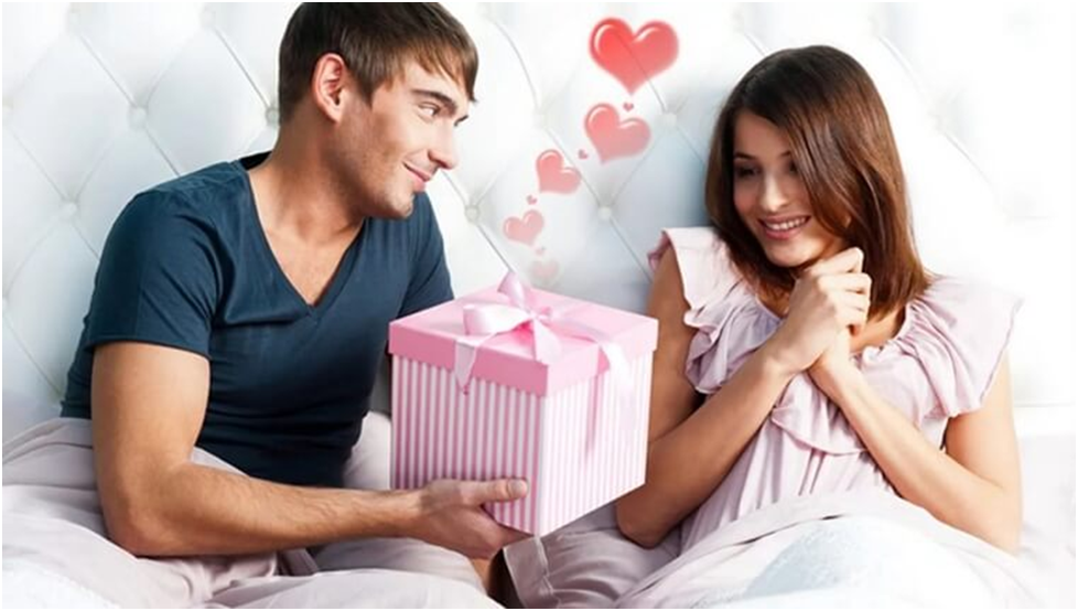 Что подарить жене на 8 марта